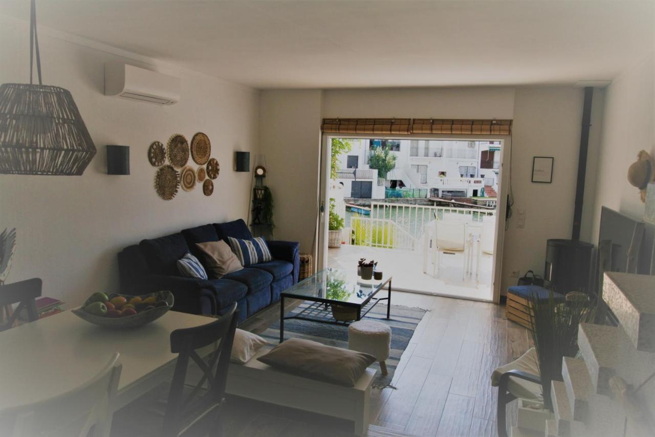 Casa Blue Port Banyuls Empuriabrava Villa Exterior photo