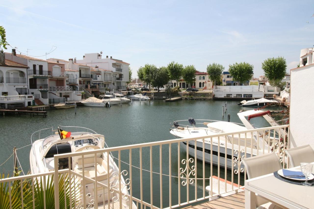 Casa Blue Port Banyuls Empuriabrava Villa Exterior photo